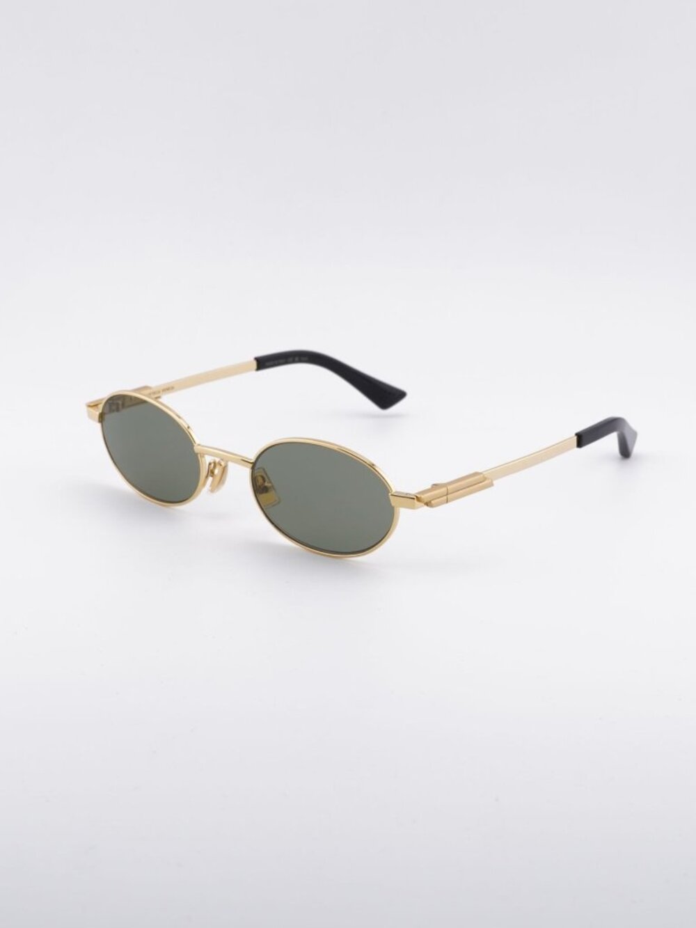 Bottega Veneta BV1470S 004 Sunglasses Gold Oval Frame, Green Lenses